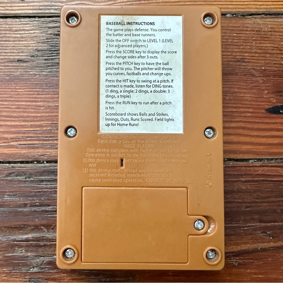 Vintage 80s Mattel Electronic Baseball handheld game w sound, working - Picture 3 of 10